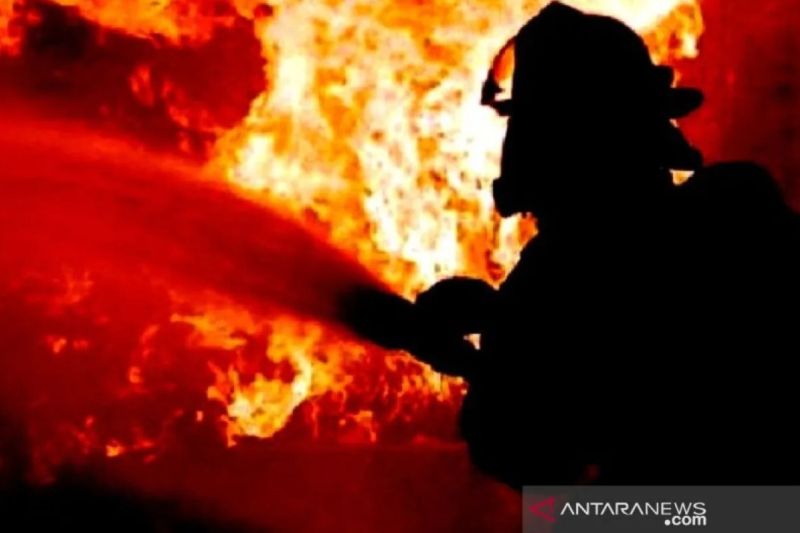 Perkampungan padat penduduk di Sukabumi terbakar