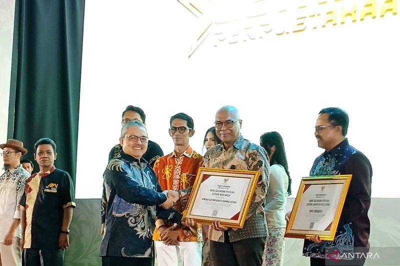 LKBN ANTARA dapat penghargaan Nugra Jasa Dharma Pustaloka