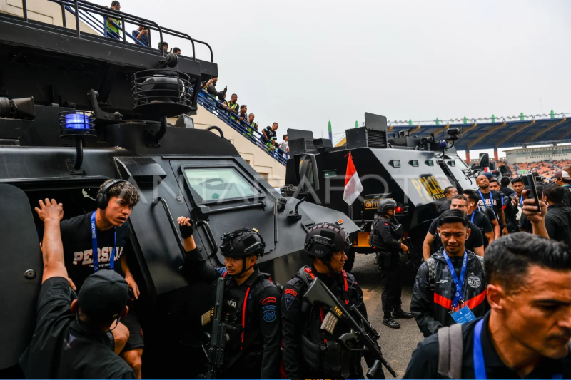 Pengamanan pertandingan Persib melawan Persija