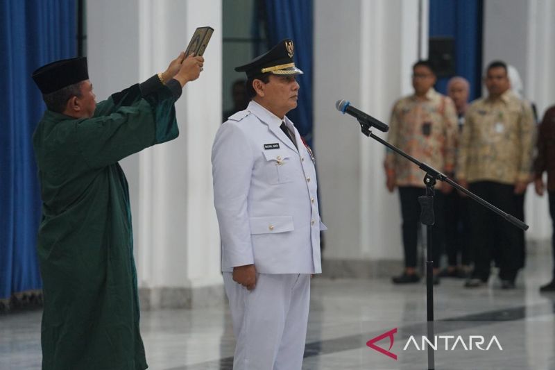 Bachril Bakri resmi dilantik jadi Penjabat Bupati Bogor