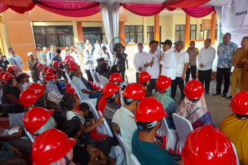 Mensos sebut pemulung harus gapai pendidikan tinggi untuk ubah nasib