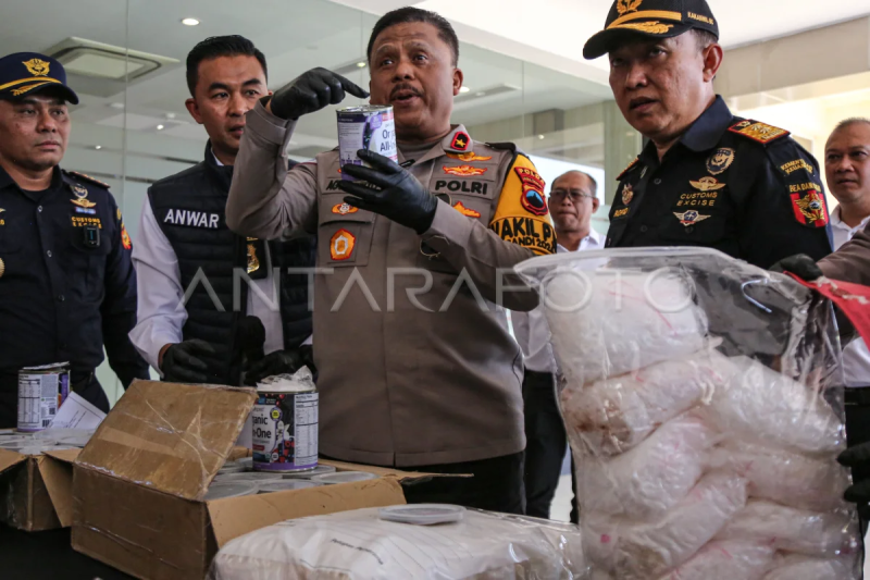 Pengungkapan kasus peredaran 12 kg sabu dari Malaysia