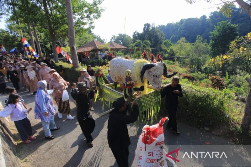 Desa Cibuntu Kuningan meraih penghargaan Desa Wisata Nusantara 2024