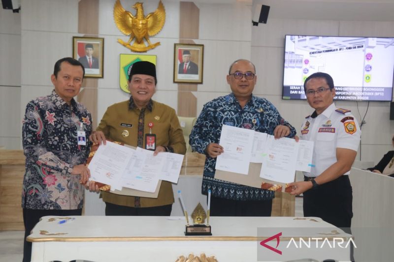 BPTJ resmi serahkan aset Skybridge Bojonggede ke Pemkab Bogor