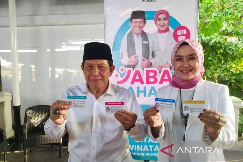 Gita sebut KTP tak cukup untuk jawab kritikan pada program kartunya