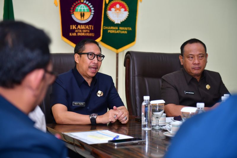 Pemkab Indramayu menggandeng BPN percepat PTSL dan sertifikasi aset daerah