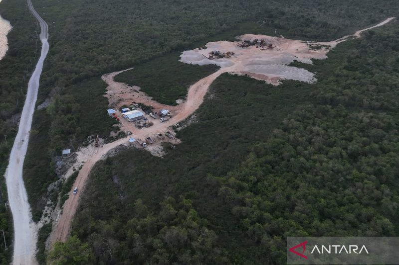 Pertambangan batu gamping di Buton Tengah