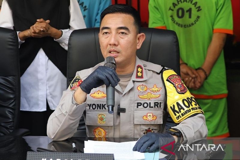 Polisi tangkap dua pencuri 12 karung gabah di penggilingan padi di Ciheulang Cianjur