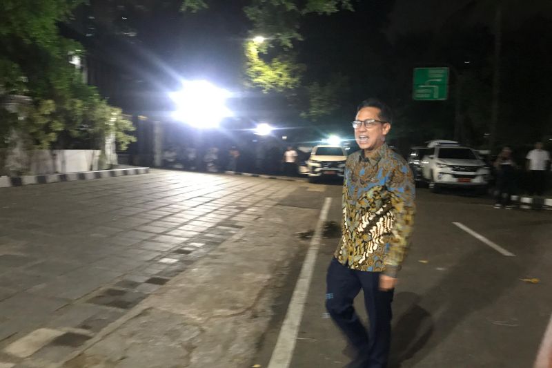 Prabowo panggil Menkes Budi Gunadi, bahas hal dokter hingga vaksin TB