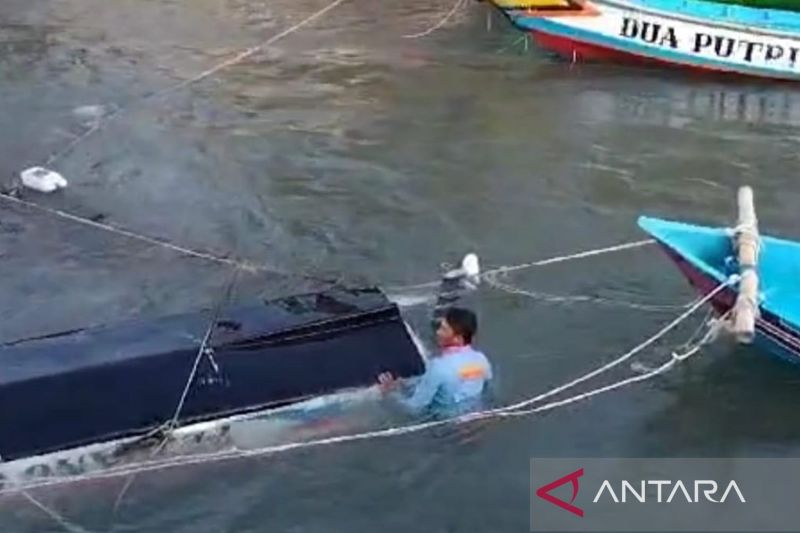 Polair Polres Cianjur larang nelayan dan wisatawan dekati pantai