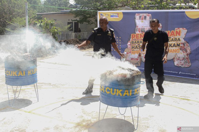 Pemusnahan barang di Bea Cukai Kupang