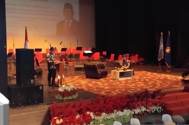 Menteri Kebudayaan RI Fadli Zon memberi kuliah umum di ISI Padang Panjang