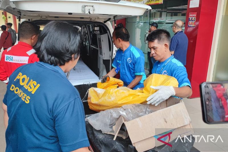 RS Polri menerima 12 kantong jenazah korban kebakaran di Bekasi