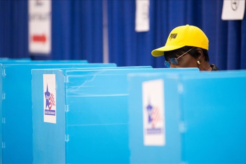 Akademisi: Politik AS jelang pemilu momentum RI perkuat politik LN