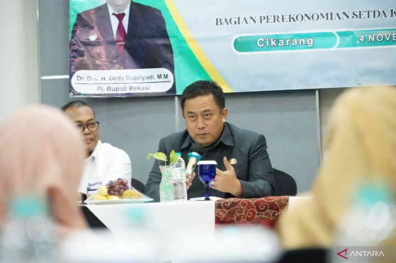 Pemkab Bekasi jaga stabil harga dan stok mengendalikan inflasi