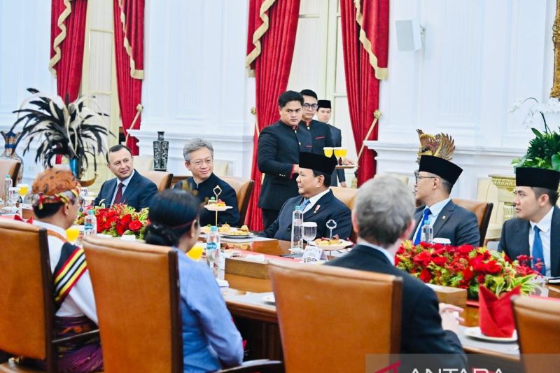 Politik kemarin, pertemuan Jokowi-Prabowo sampai RUU perampasan aset