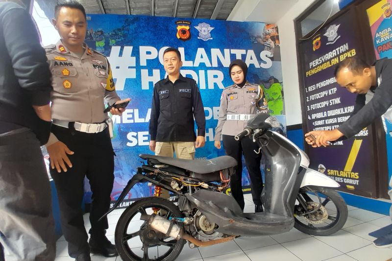 Polres Garut selesaikan kasus pesepeda motor tabrak polisi secara diversi