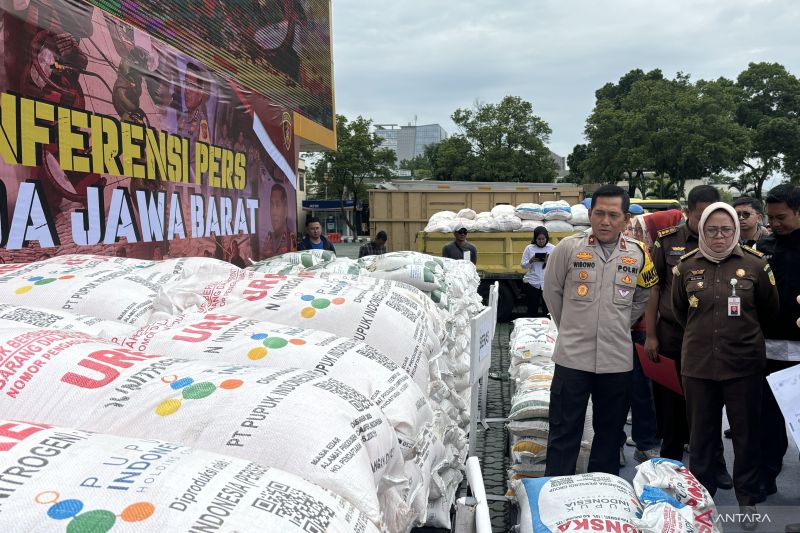 Polda Jabar ungkap sindikat penimbunan 33,97 ton pupuk bersubsidi