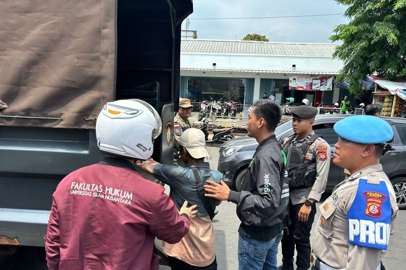 Polisi tangkap preman yang resahkan masyarakat di kota Garut