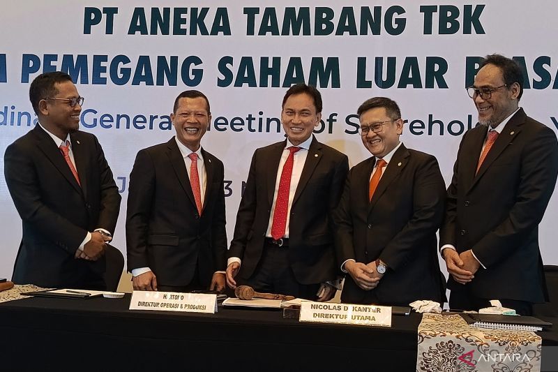 PT Antam sebut pasokan bahan baku emas dari Freeport akan turunkan harga jual