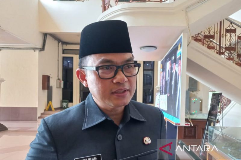 Pemkab Cirebon mempermudah perizinan kesehatan dengan digitalisasi