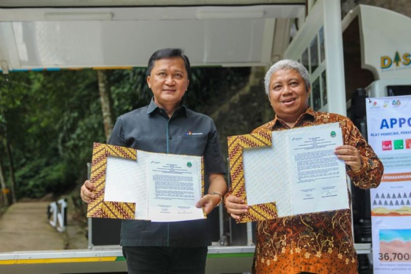 Pertamina Hulu Energi dan Dinas Kehutanan Jabar komitmen lestarikan lingkungan pesisir