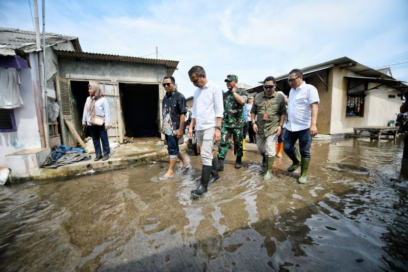 Pemprov Jabar merancang program untuk atasi banjir rob di Indramayu