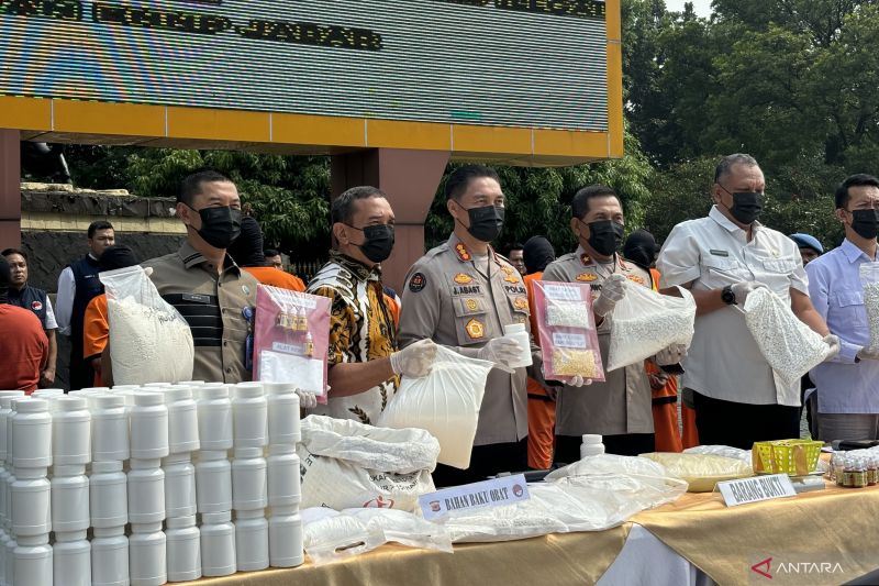 Peredaran 1 juta butir obat keras ilegal digagalkan Polda Jabar