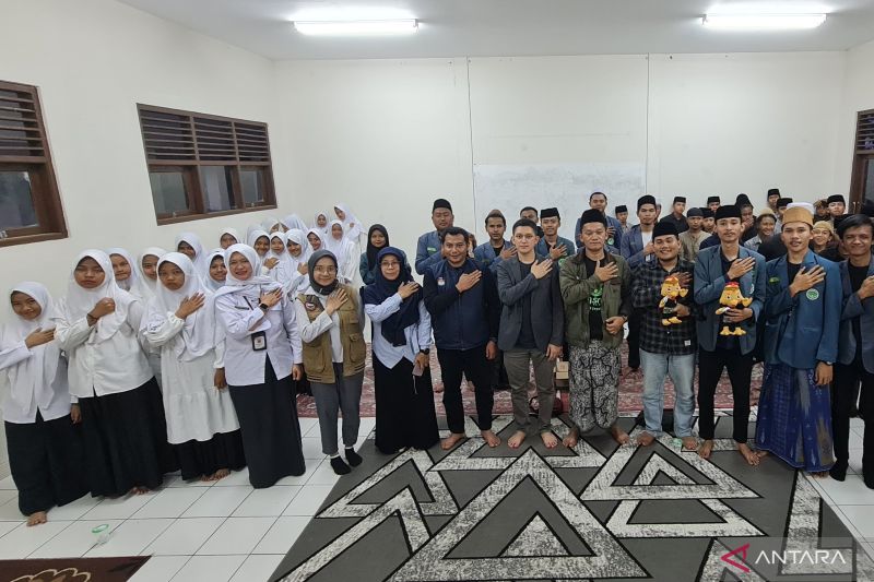 KPU Cianjur menggencarkan sosialisasi Pilkada 2024 ke SMA/SMK