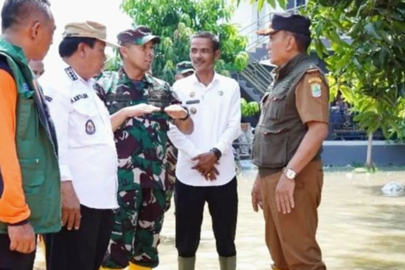 Pjs Bupati Karawang sebut perlu jangka panjang atasi banjir di Karangligar