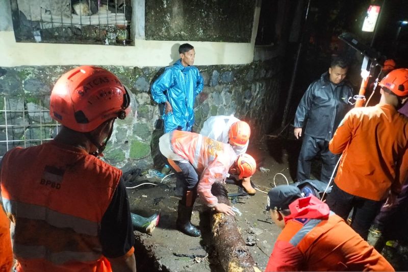 10 ruang kelas SMKN 1 Kota Sukabumi terendam banjir