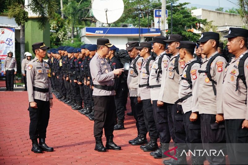 Polresta Bandung terjunkan 1.244 personel untuk amankan TPS Pilkada