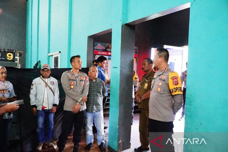 Polresta Bandung pastikan keamanan distribusi logistik ke TPS Pilkada 2024