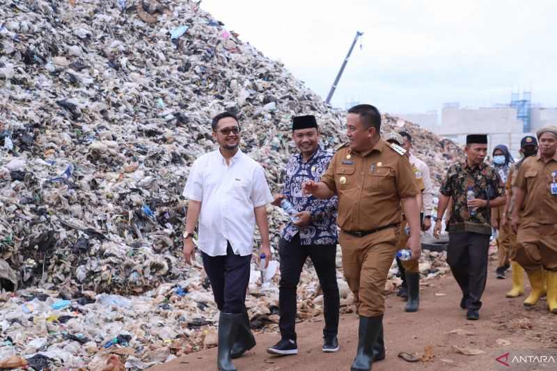 Pemkab Bekasi menyiapkan skema tata TPA Burangkeng