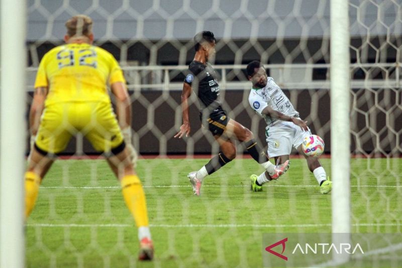 Dewa United FC selisih lima poin dari Persib Bandung setelah tekuk PSS 1-0