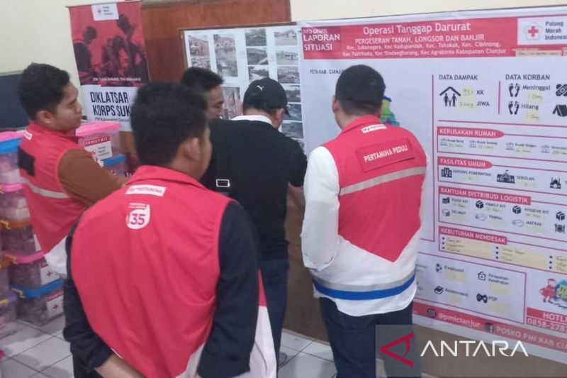 PMI Cianjur terima bantuan Pertamina bagi korban bencana Cianjur