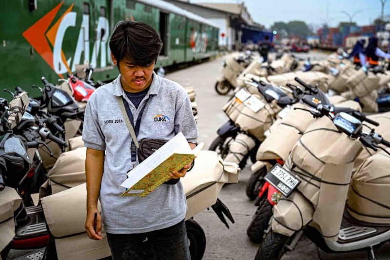 Kemarin, angkutan motor gratis sampai ekspor minumal beralkohol lokal