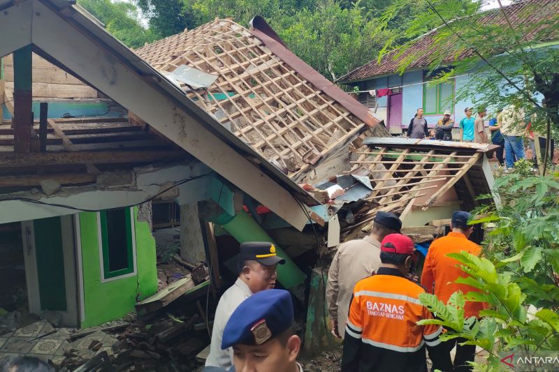 BPBD Cianjur validasi data rumah rusak untuk dapat bantuan stimulan