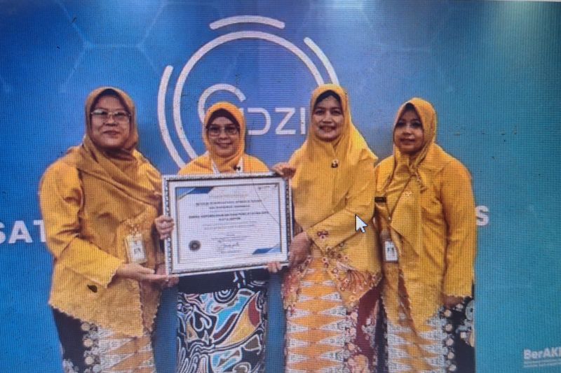 Disdukcapil Depok dapat penghargaan dari KemenPAN RB