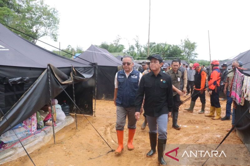 Rehabilitasi dan konservasi lahan solusi cegah bencana, sebut Menteri Hanif