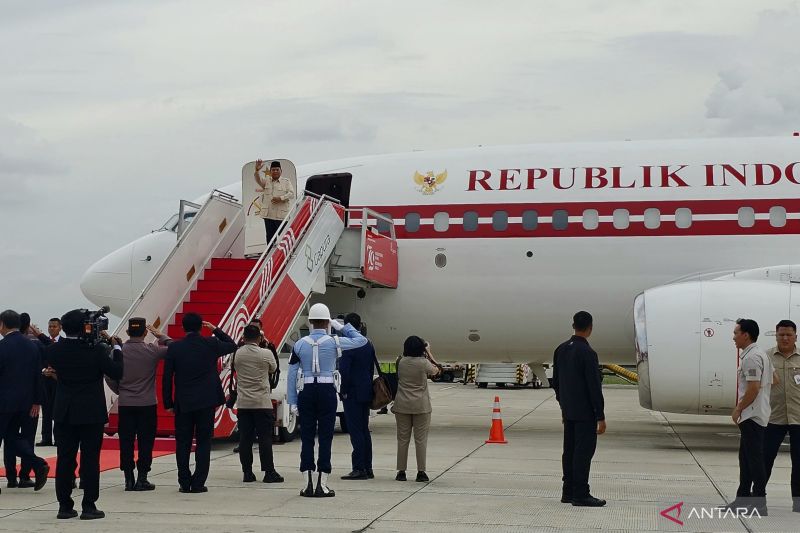 Presiden Prabowo bertolak ke Mesir hadiri KTT D-8