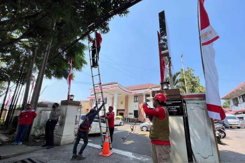 Pemkot Cimahi tata kabel optik udara tahun depan