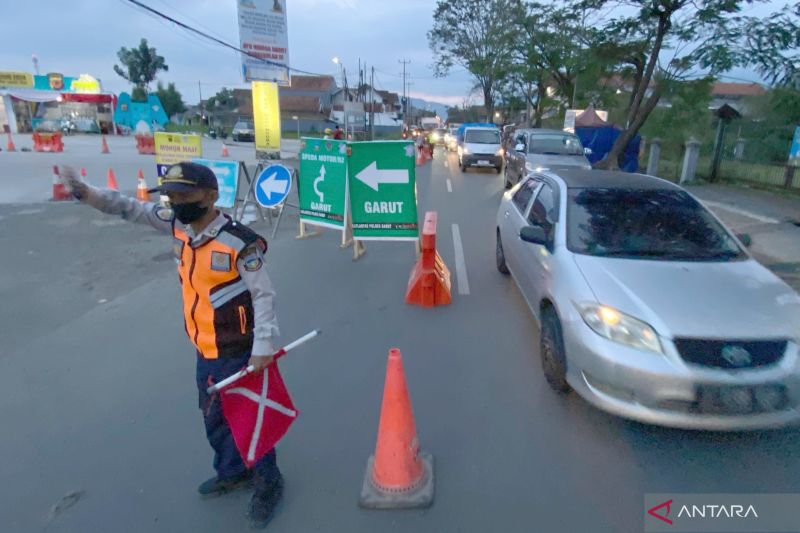 Polres Garut tidak sarankan pengendara gunakan jalur alternatif saat malam hari