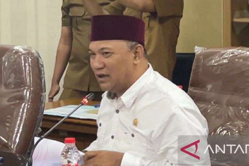 DPRD Karawang sebut usaha tambang pabrik semen di desa Taman Mekar melanggar