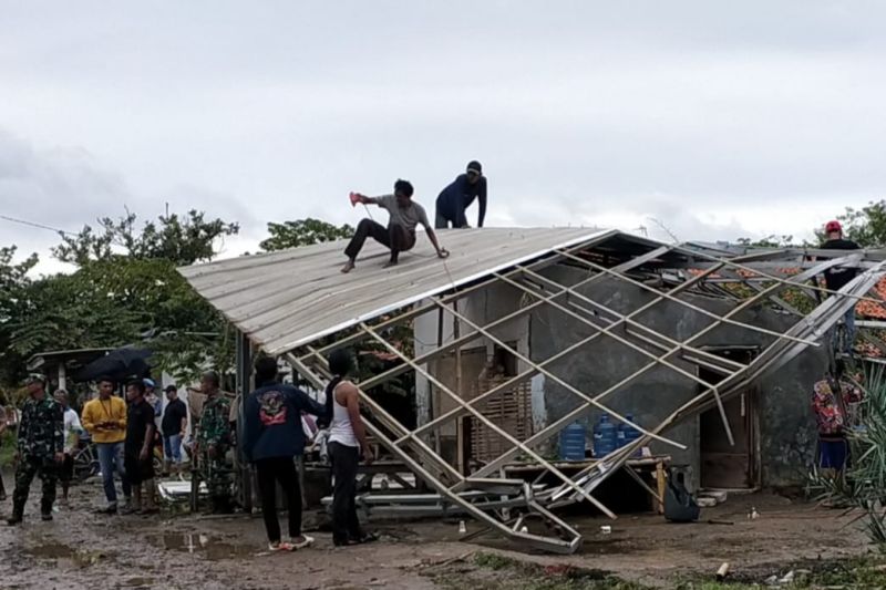 Pemkab cepat tangani dampak bencana angin puting beliung di Indramayu