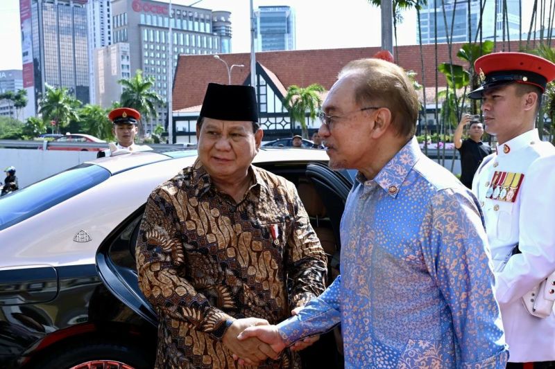 Pertemuan Presiden Prabowo dan PM Anwar di Rumah Tangsi