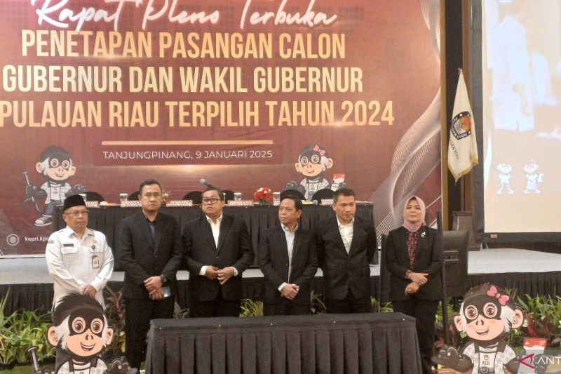 KPU Tetapkan Ansar-Nyanyang sebagai gubernur dan wakil gubernur terpilih periode 2025-2030