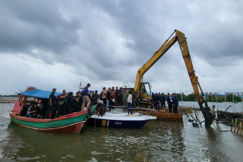 Pemprov Jabar evaluasi kerja sama dengan TRPN usai pembongkaran pagar laut