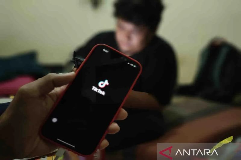 Cara Membuat Komen Biru di TikTok: Rahasia Algoritma & Strategi Efektif