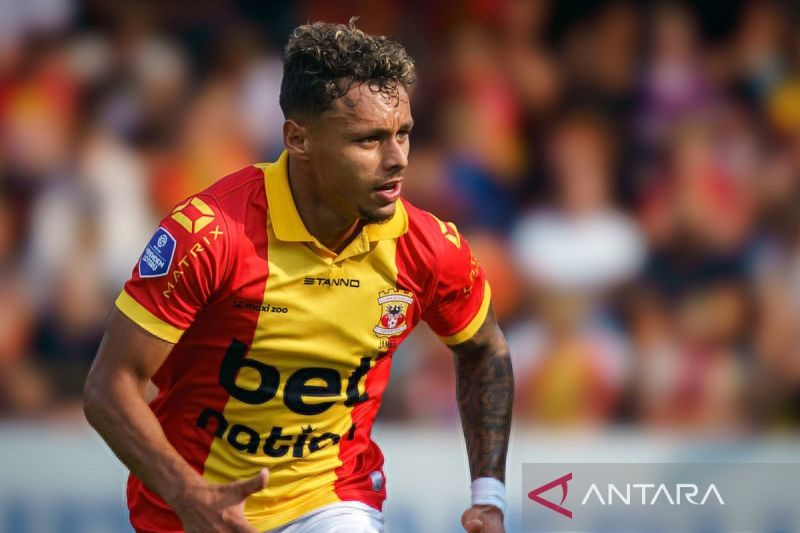 Dean James dan Mees Hilgers berlaga di liga Belanda sebelum gabung timnas Indonesia